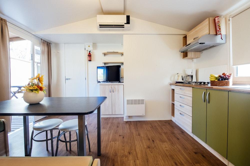 Zaton Holiday Resort Mobile Homes Nin Εξωτερικό φωτογραφία