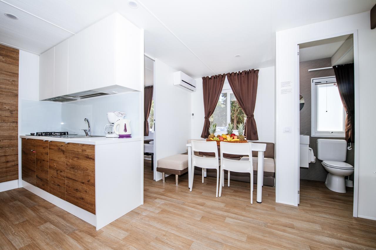 Zaton Holiday Resort Mobile Homes Nin Εξωτερικό φωτογραφία
